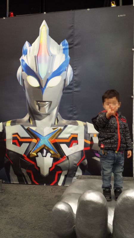 息子念願のウルトラマンXショー